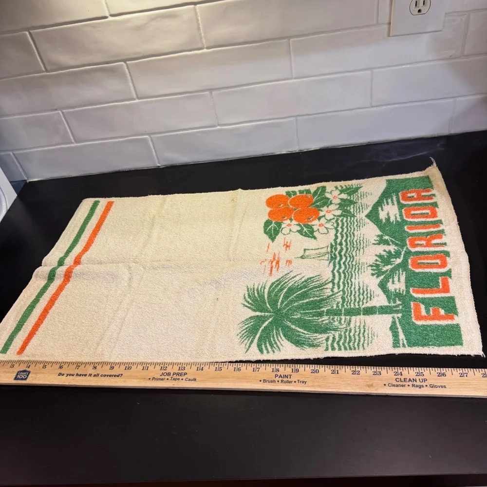 Vintage Florida Souvenir Hand Towel Cream Green Orange Palm Trees Oranges Retro